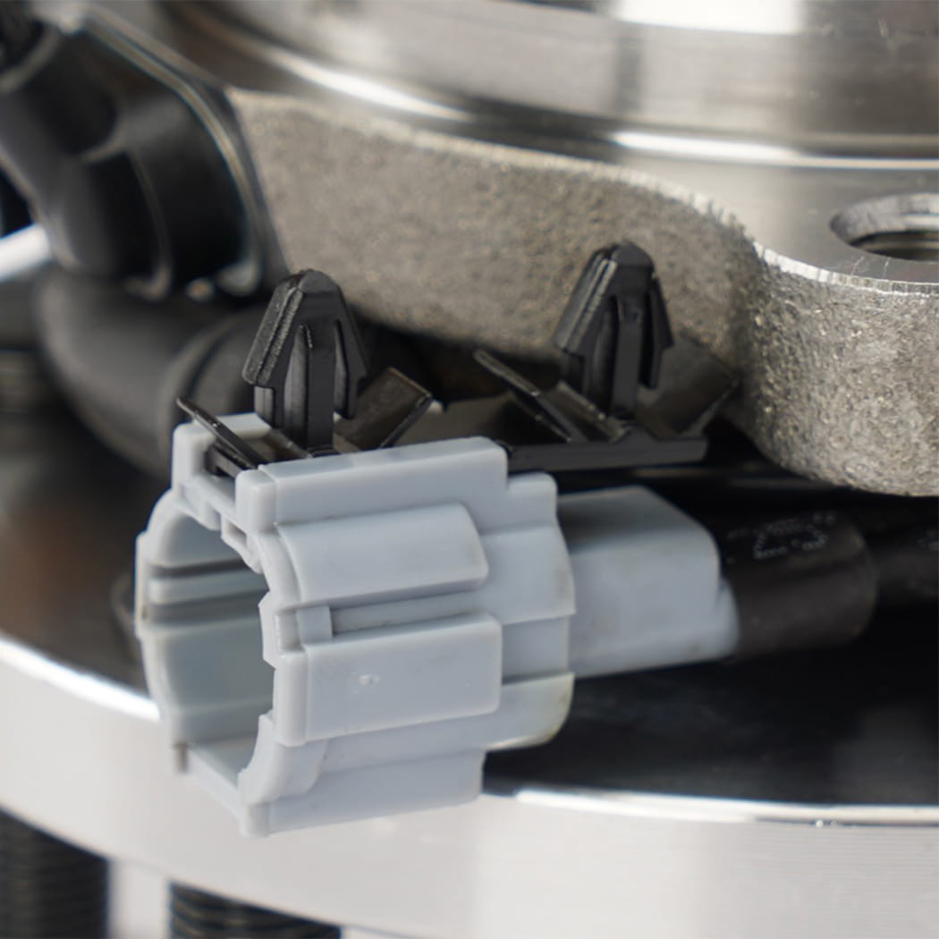 Hanhub 515065 Hub và lắp ráp bánh trước tương thích với Frontier Pathfinder Xterra Xích đạo thay thế SP450701 BR930638 VKBA6999 713613940 9329003 40202